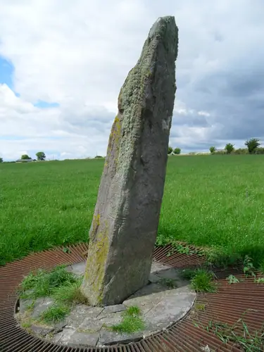 Plácas | Greenhill 1 (I-COR-003) ogham stone