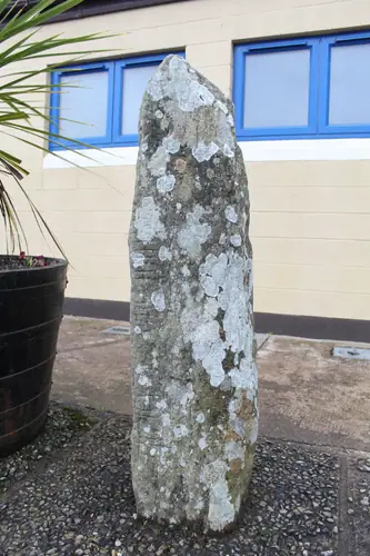 Ráth Ghobáin | Rathcobane (I-COR-013) ogham stone