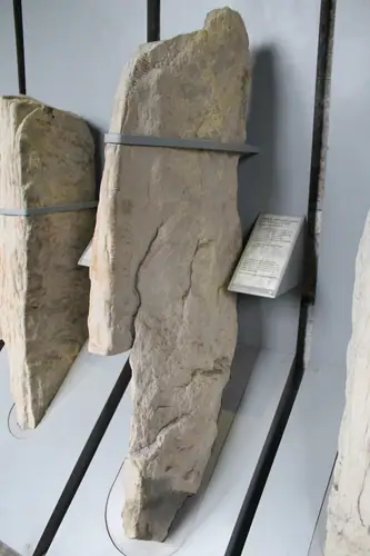 Baile an Chamhaicigh Thuaidh | Ballyknock North 4 (I-COR-034) ogham stone