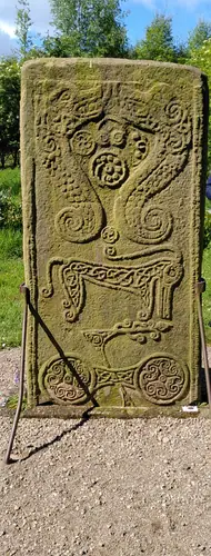 Dyke (S-MOR-001) ogham stone